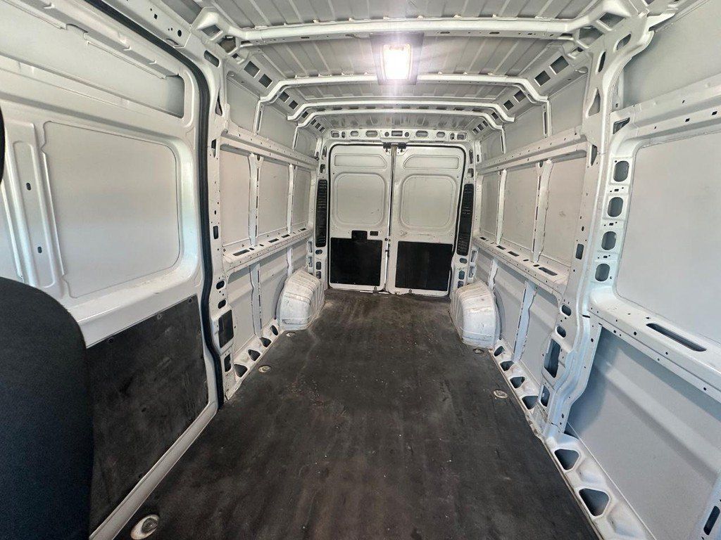 Used 2024 RAM ProMaster 2500 w/ Convenience Group FWD image 30