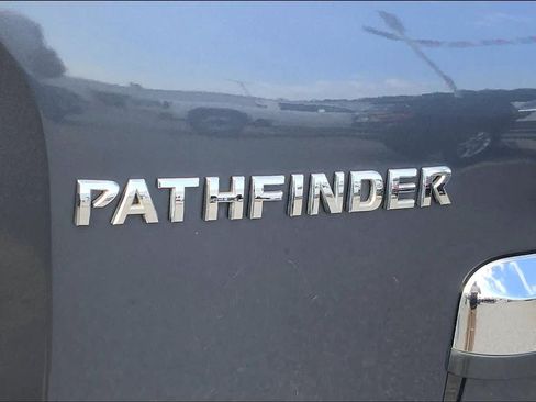 Used 2012 Nissan Pathfinder LE w/ DVD Entertainment Pkg RWD image 26