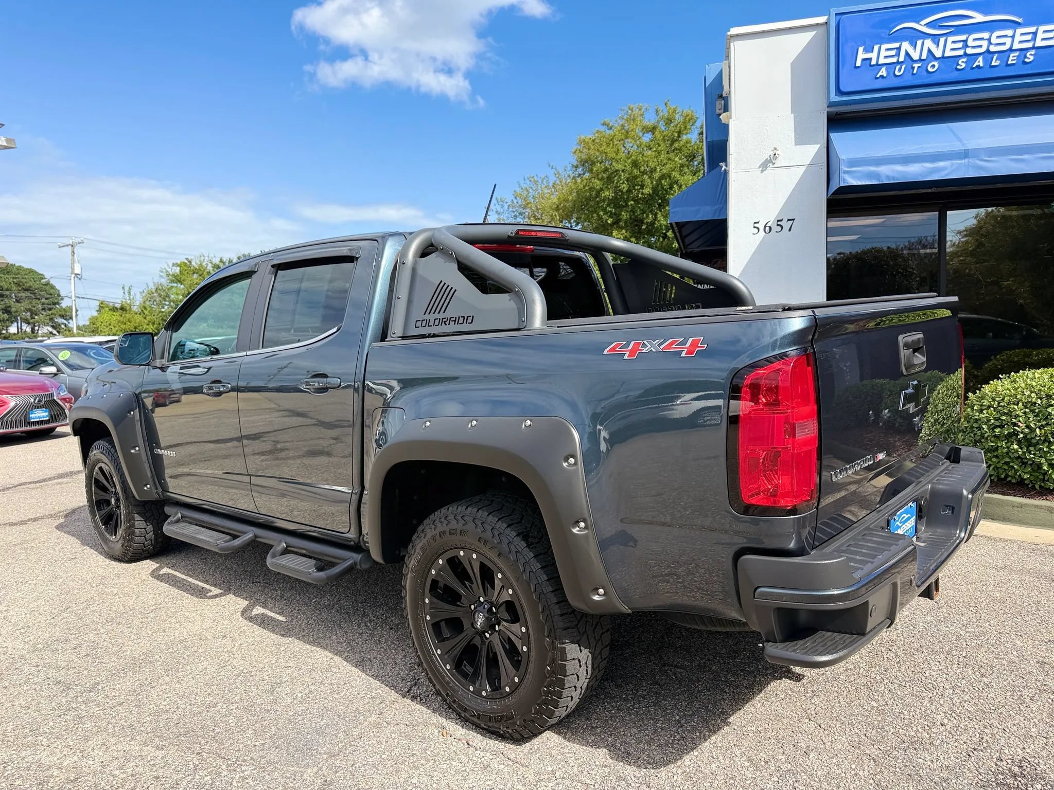 Used 2019 Chevrolet Colorado LT w/ LT Convenience Package AWD/4WD image 31