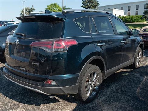 Used 2018 Toyota RAV4 Limited FWD image 8