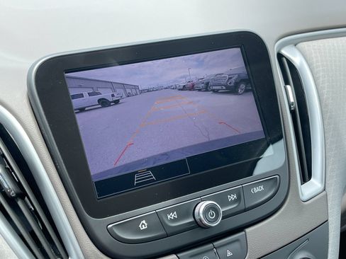 Used 2023 Chevrolet Malibu LT FWD image 20