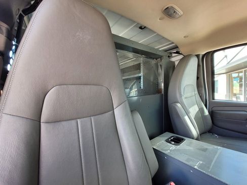 Used 2012 Chevrolet Express 2500 w/ Cold Climate Package image 20