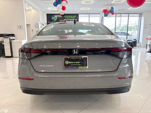 Used 2026 Honda Accord SE image 11
