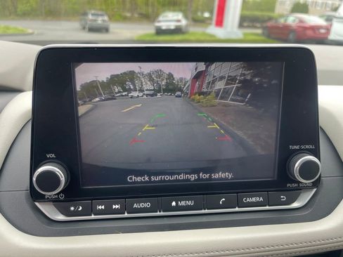 Certified 2023 Nissan Rogue SV AWD/4WD image 16