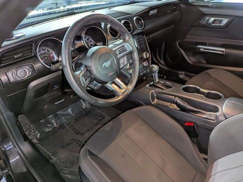 Used 2022 Ford Mustang EcoBoost image 10