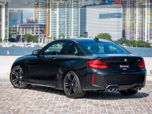 Used 2018 BMW M2 image 10