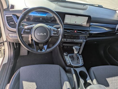 Used 2024 Kia Seltos X-Line image 14