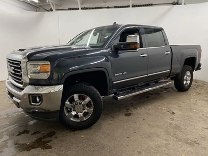 Used 2019 GMC Sierra 2500 SLT w/ Duramax Plus Package