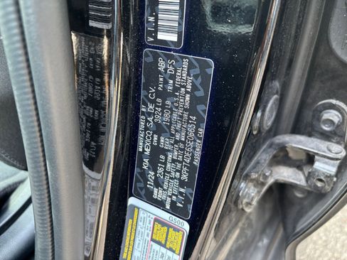 Used 2025 Kia K4 FWD image 29