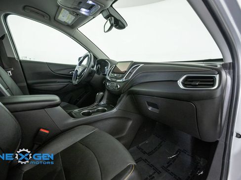Used 2021 Chevrolet Equinox Premier AWD/4WD image 38
