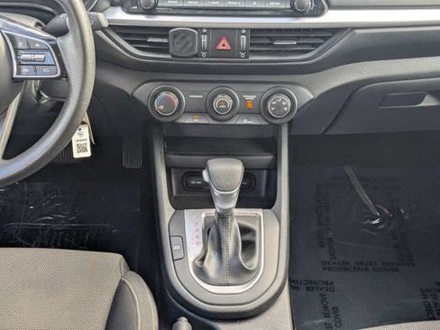 Used 2023 Kia Forte LXS FWD image 17