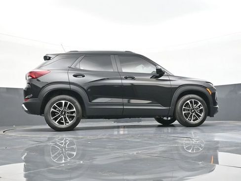 New 2026 Chevrolet TrailBlazer LT w/ Driver Confidence Package FWD image 40