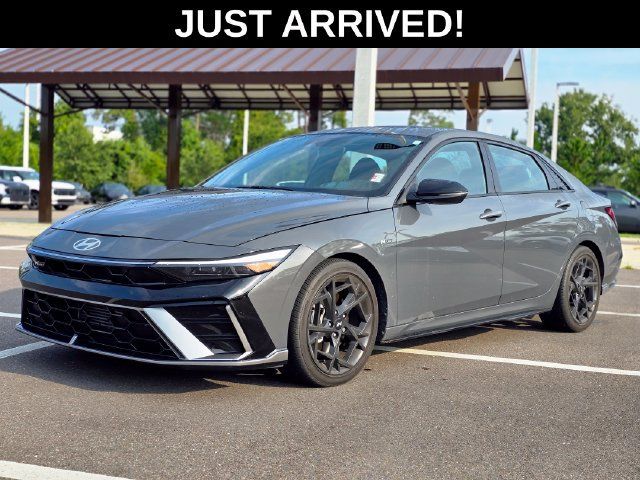 Certified 2025 Hyundai Elantra N Line FWD image 1