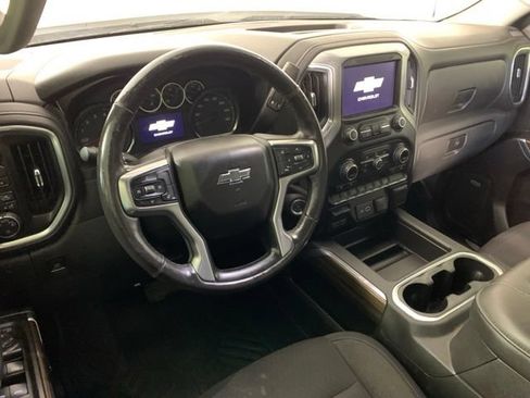 Used 2020 Chevrolet Silverado 1500 RST AWD/4WD image 2