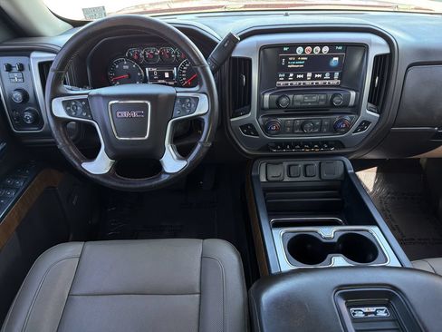 Used 2018 GMC Sierra 1500 SLT AWD/4WD image 19