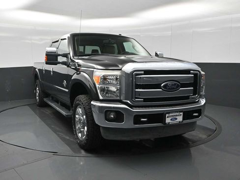 Used 2012 Ford F250 Lariat w/ Chrome Pkg image 5