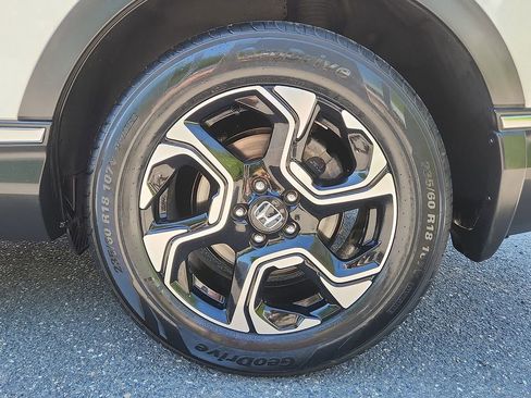 Used 2018 Honda CR-V Touring image 8