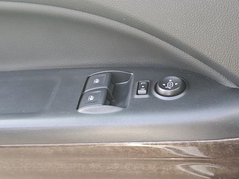 Used 2022 GMC Canyon Elevation image 24