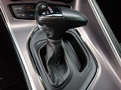 Used 2022 Dodge Challenger GT AWD/4WD image 15