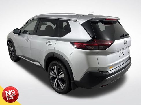 Used 2023 Nissan Rogue SL w/ SL Premium Package FWD image 6