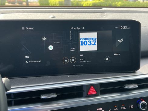 Used 2025 Kia Sorento SX Prestige image 23