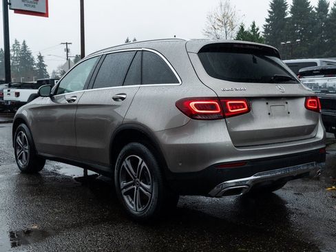 Used 2021 Mercedes-Benz GLC 300 4MATIC image 4