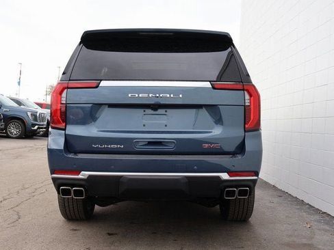 Used 2026 GMC Yukon Denali w/ Sun & Power Step Package AWD/4WD image 5