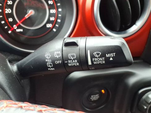 Used 2018 Jeep Wrangler Unlimited Rubicon AWD/4WD image 24