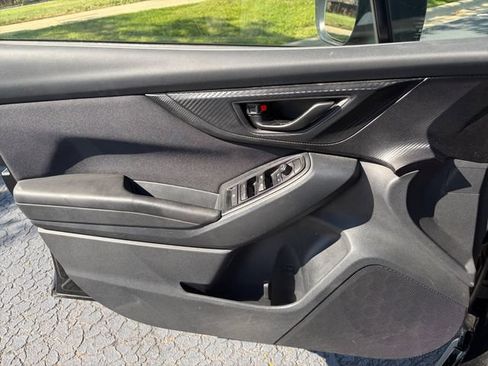 Used 2019 Subaru Crosstrek 2.0i AWD/4WD image 13