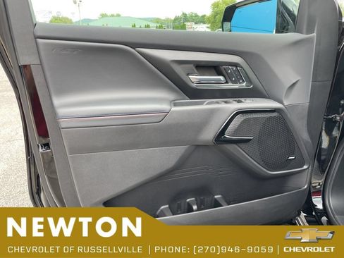 New 2024 Chevrolet Silverado EV RST AWD/4WD image 11