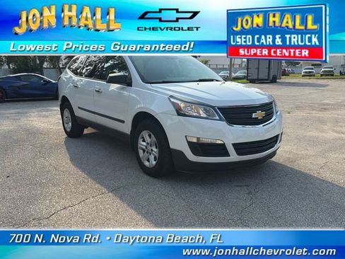Used 2016 Chevrolet Traverse LS FWD image 1