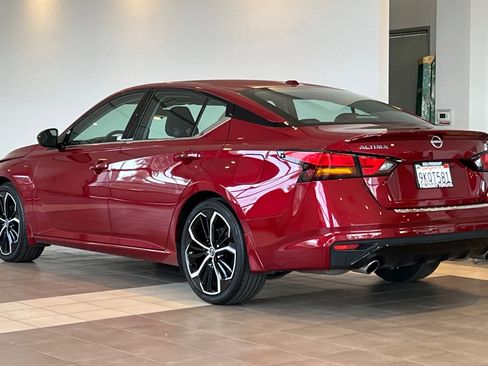 Used 2023 Nissan Altima 2.5 SR image 6