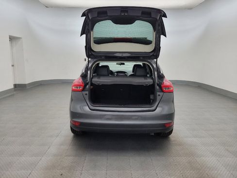 Used 2018 Ford Focus Titanium FWD image 29