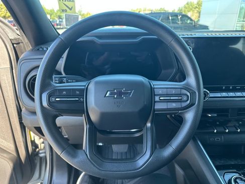 Used 2023 Chevrolet Colorado Trail Boss w/ Technology Package image 14