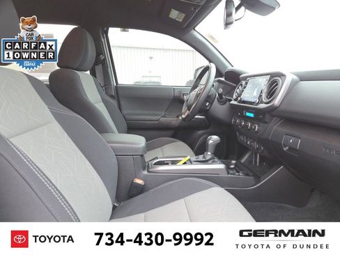 Used 2021 Toyota Tacoma TRD Off-Road w/ Technology Package image 17