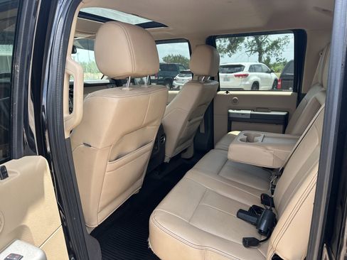 Used 2016 Ford F350 Lariat w/ Lariat Ultimate Package AWD/4WD image 5
