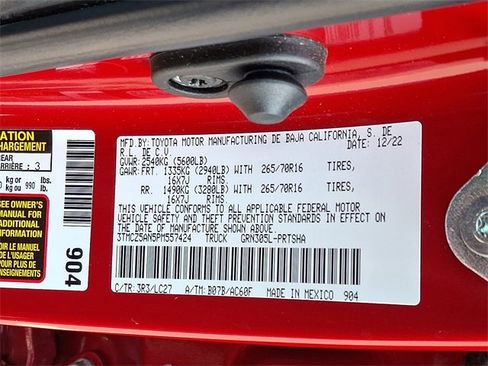 Used 2023 Toyota Tacoma TRD Off-Road image 28