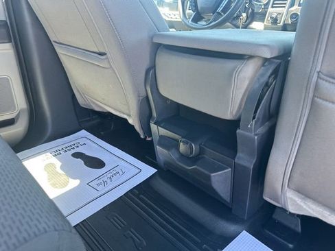 Used 2022 Ford F350 XLT w/ XLT Premium Package AWD/4WD image 15