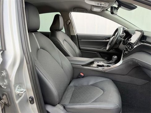 Used 2024 Toyota Camry XSE image 29