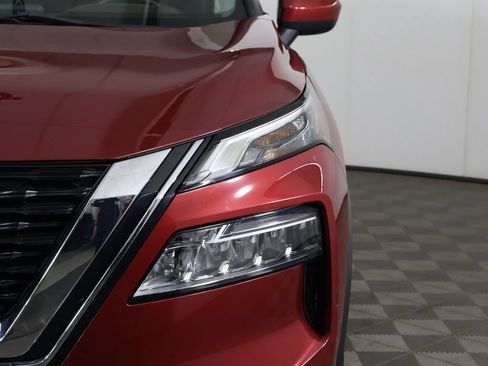 Used 2023 Nissan Rogue SV AWD/4WD image 12