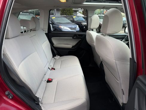 Used 2018 Subaru Forester 2.5i Premium AWD/4WD image 19