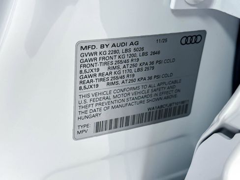 New 2026 Audi Q3 quattro 2.0T AWD/4WD image 28