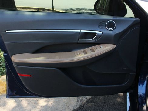 Used 2020 Hyundai Sonata Limited FWD image 15