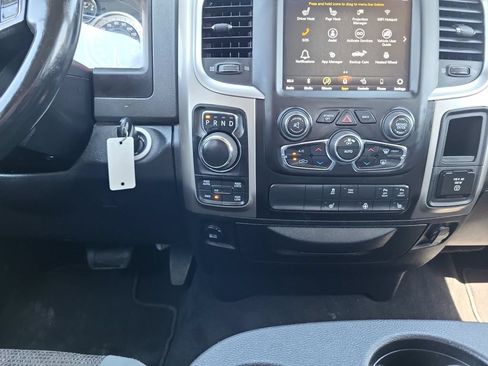 Used 2018 RAM 1500 Big Horn AWD/4WD image 11