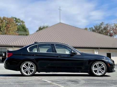 Used 2018 BMW 330i xDrive Sedan image 5