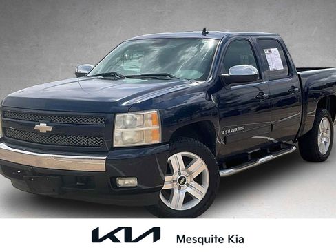 Used 2008 Chevrolet Silverado 1500 LT w/ Texas Edition RWD image 1