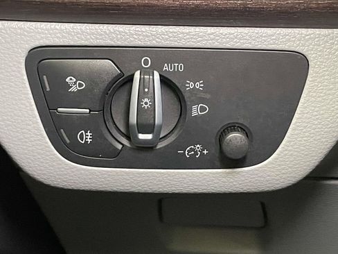 Certified 2022 Audi Q5 2.0T Premium w/ Convenience Package image 36