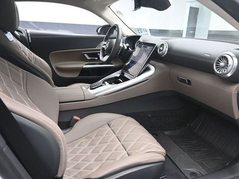 Used 2025 Mercedes-Benz AMG GT 43 image 26