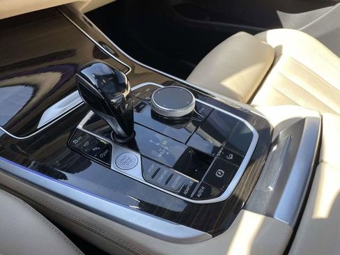 Used 2020 BMW X5 xDrive40i w/ Convenience Package image 32