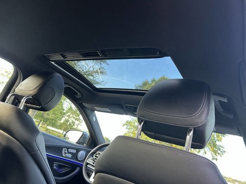 Used 2020 Mercedes-Benz E 350 4MATIC Sedan w/ Parking Assistance Package image 22